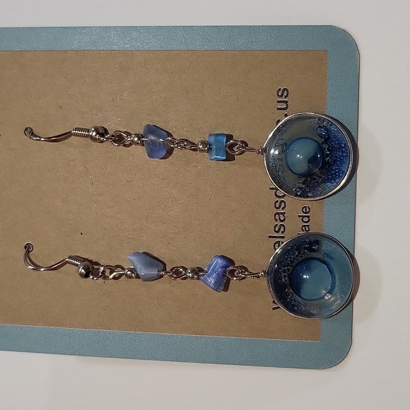 796- Blue Glass And Natural Chips Stone Handmade Women's Earrings NWT - Picture 3 of 4